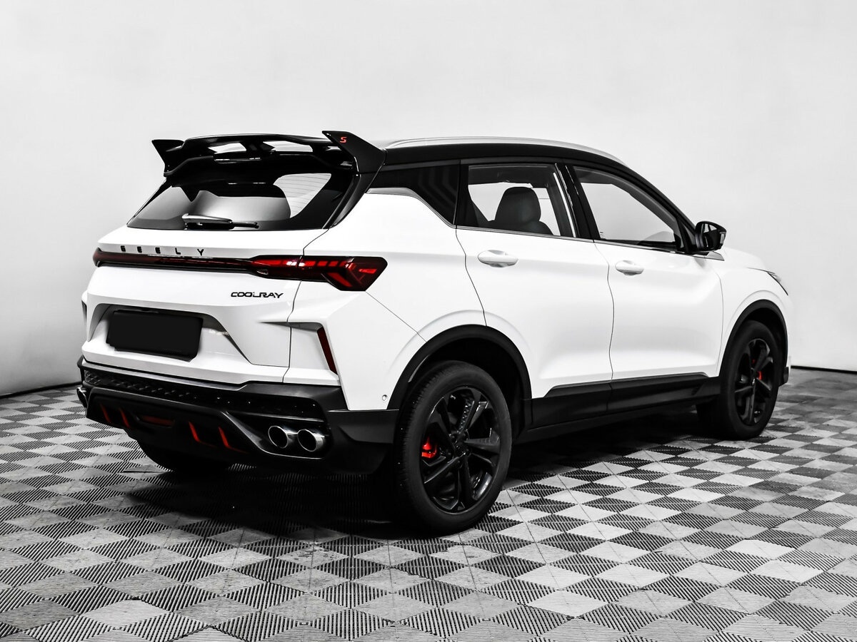 Geely Coolray с пробегом — 2024 год. Фото: #4