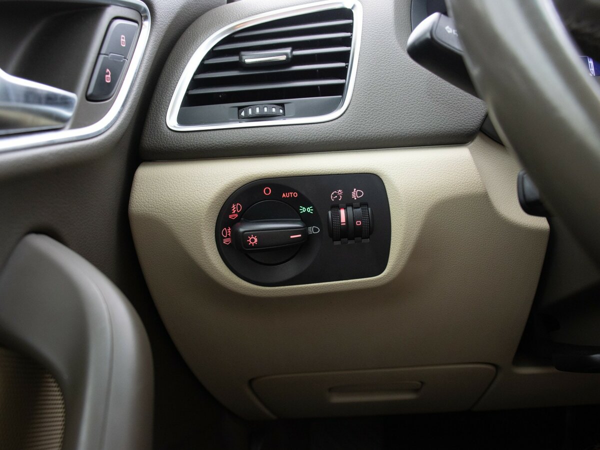 Audi Q3 с пробегом — 2013 год. Фото: #12