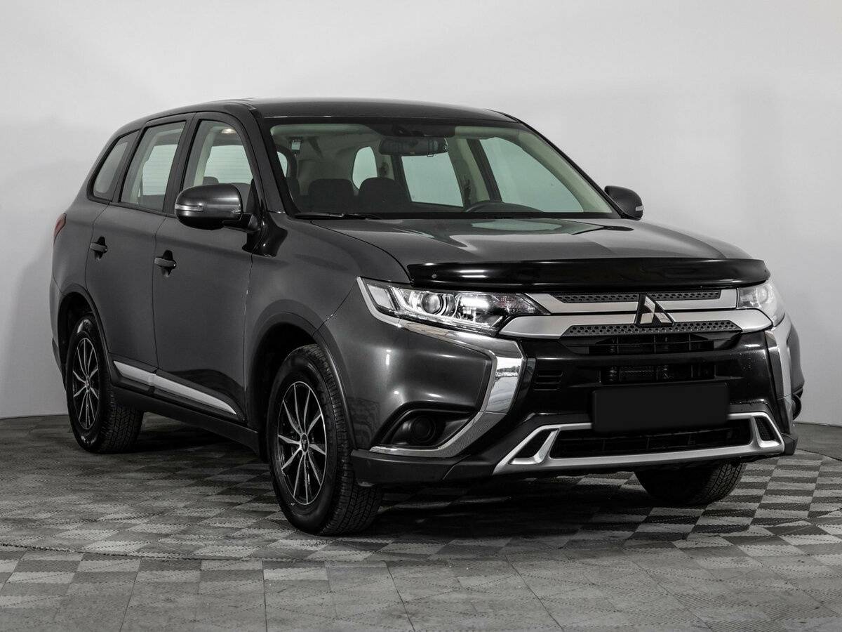 Mitsubishi Outlander с пробегом — 2019 год. Фото: #2