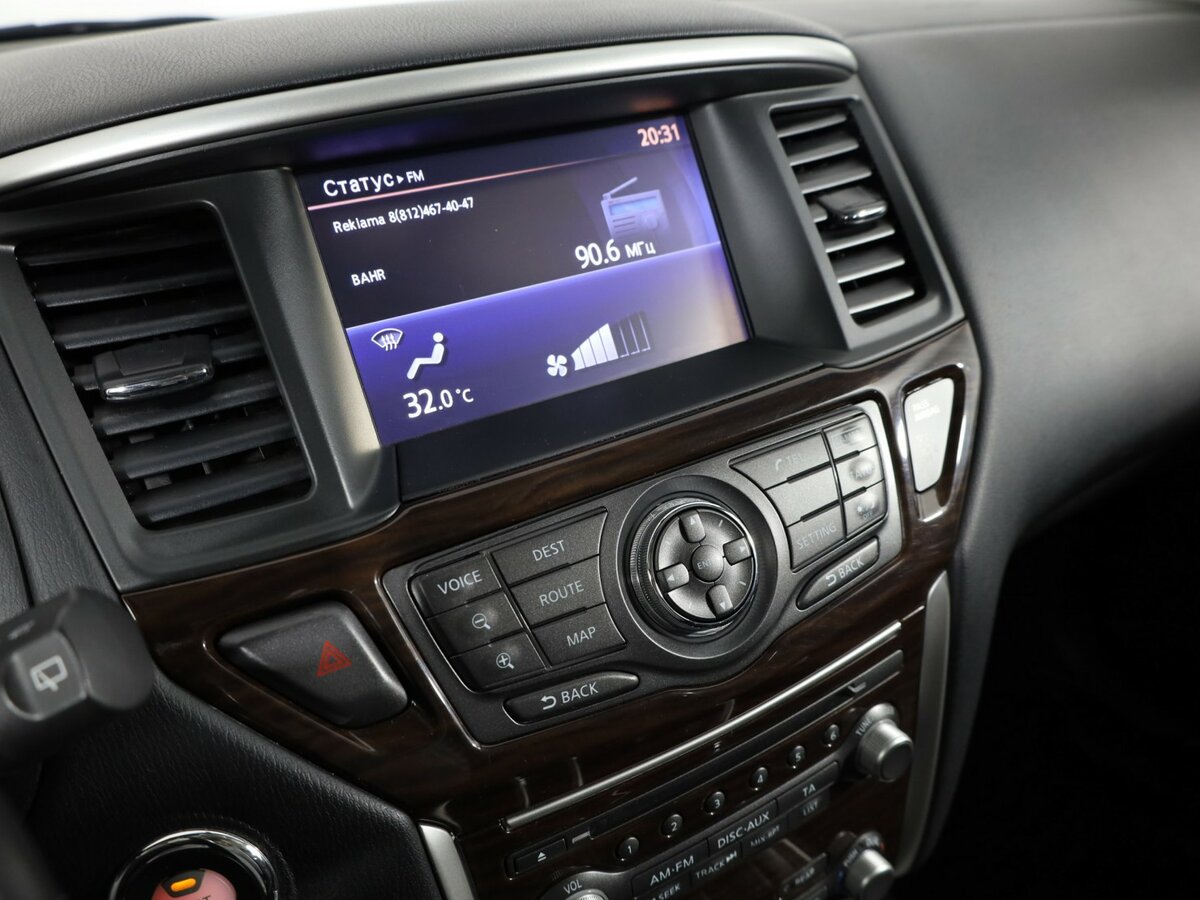 Nissan Pathfinder с пробегом — 2014 год. Фото: #15