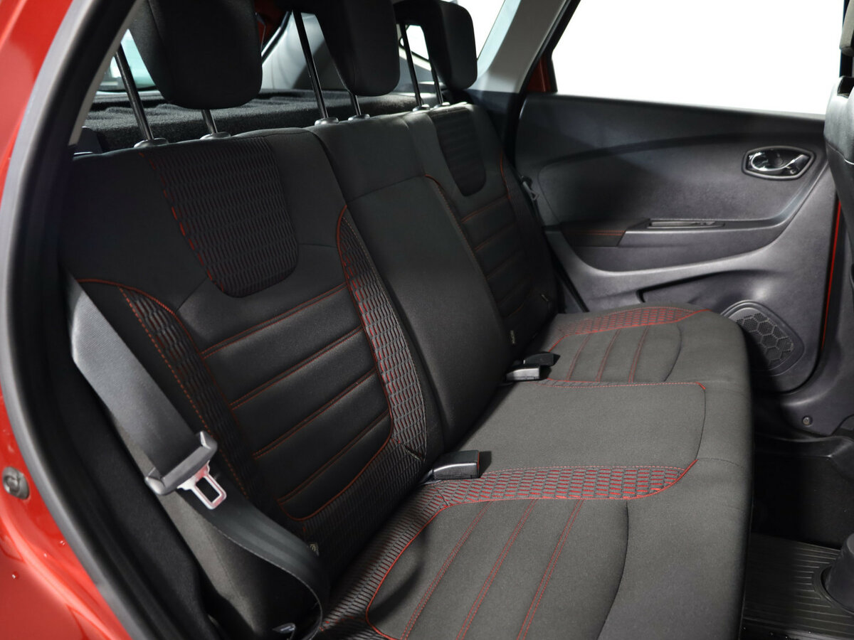 Renault Kaptur с пробегом — 2018 год. Фото: #13