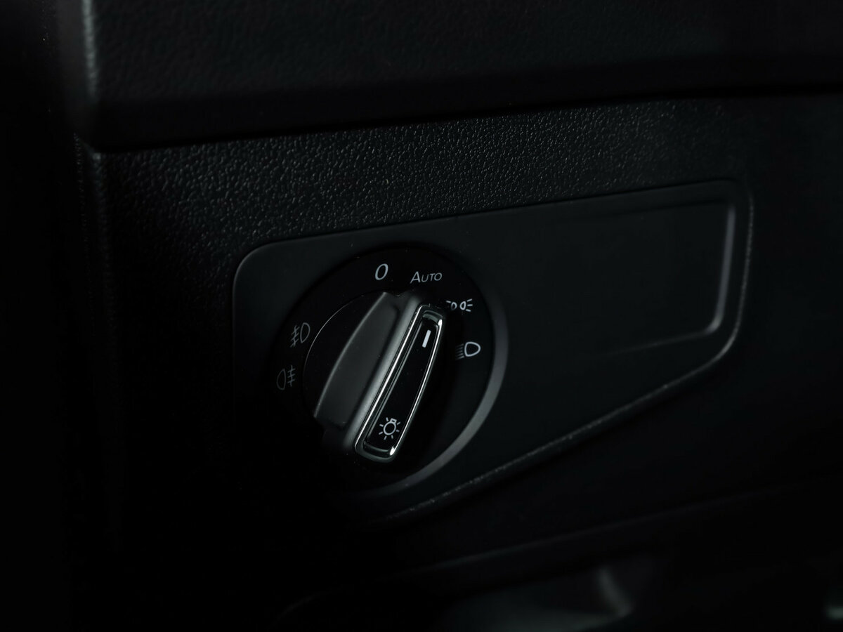 Volkswagen Tiguan с пробегом — 2017 год. Фото: #12