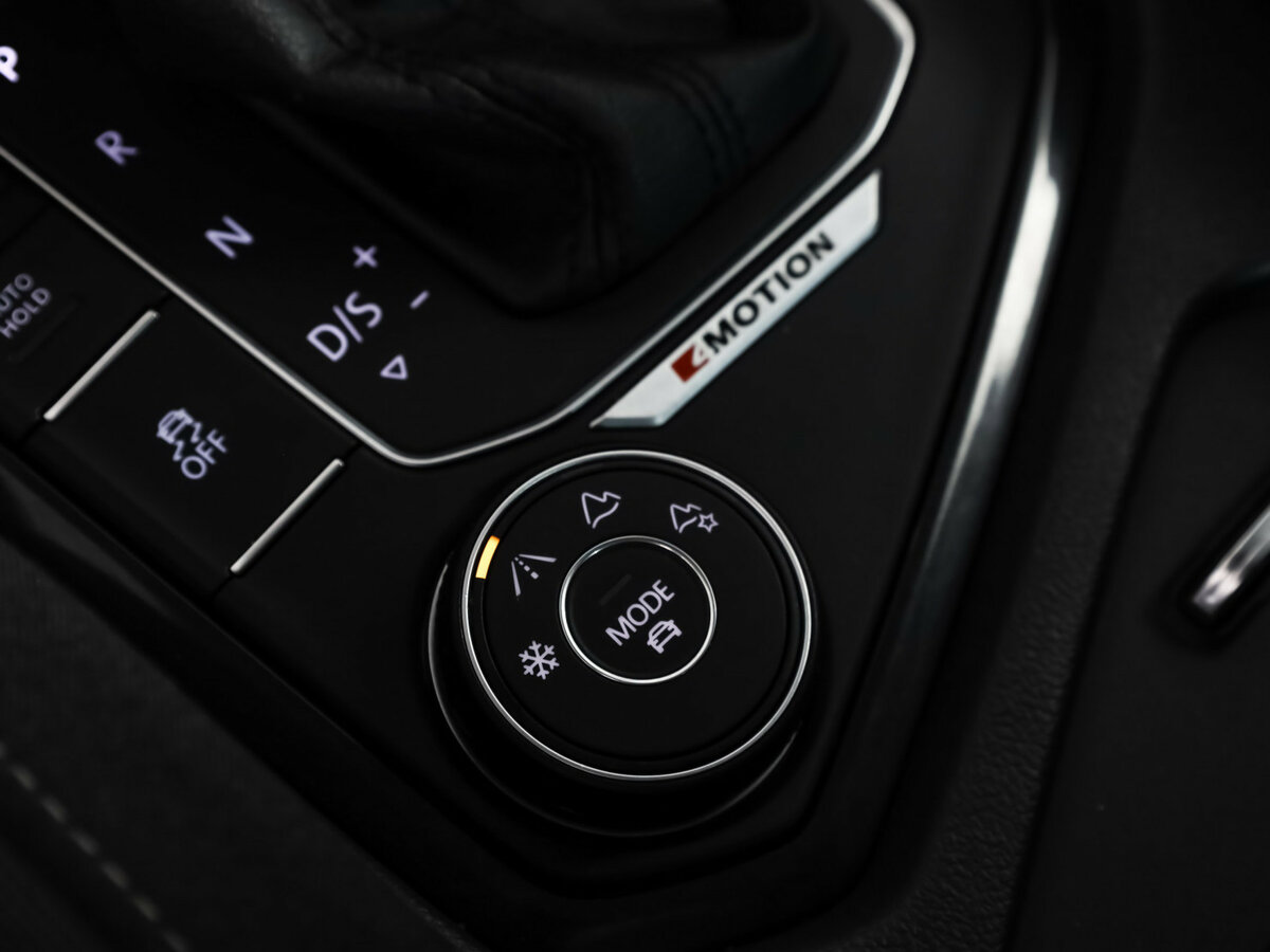 Volkswagen Tiguan с пробегом — 2017 год. Фото: #17