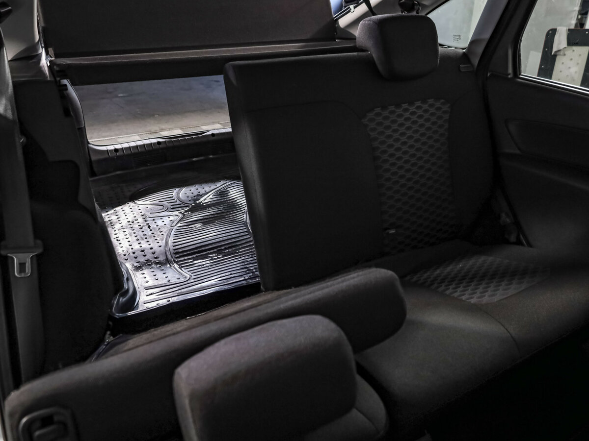 Lada (ВАЗ) Granta с пробегом — 2020 год. Фото: #17