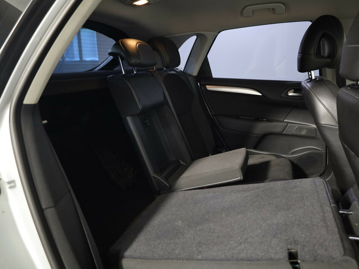 Citroen C4 с пробегом — 2012 год. Фото: #13