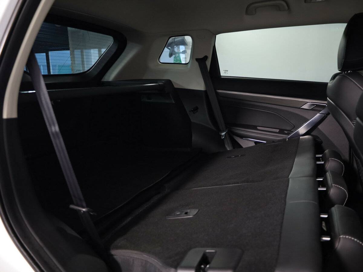 Geely Atlas Pro с пробегом — 2022 год. Фото: #16