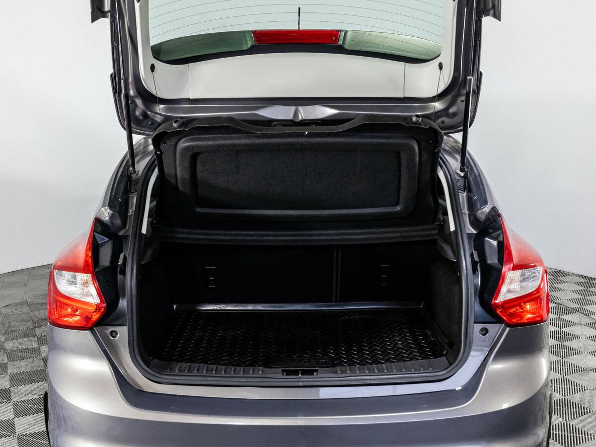 Ford Focus с пробегом — 2014 год. Фото: #17