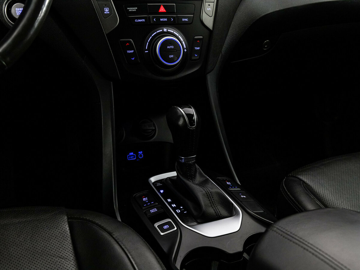 Hyundai Santa Fe с пробегом — 2018 год. Фото: #11