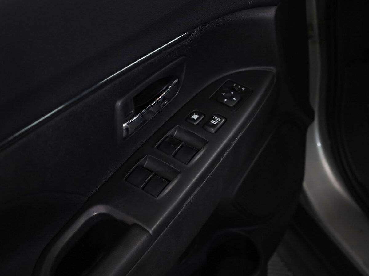 Mitsubishi ASX с пробегом — 2013 год. Фото: #11