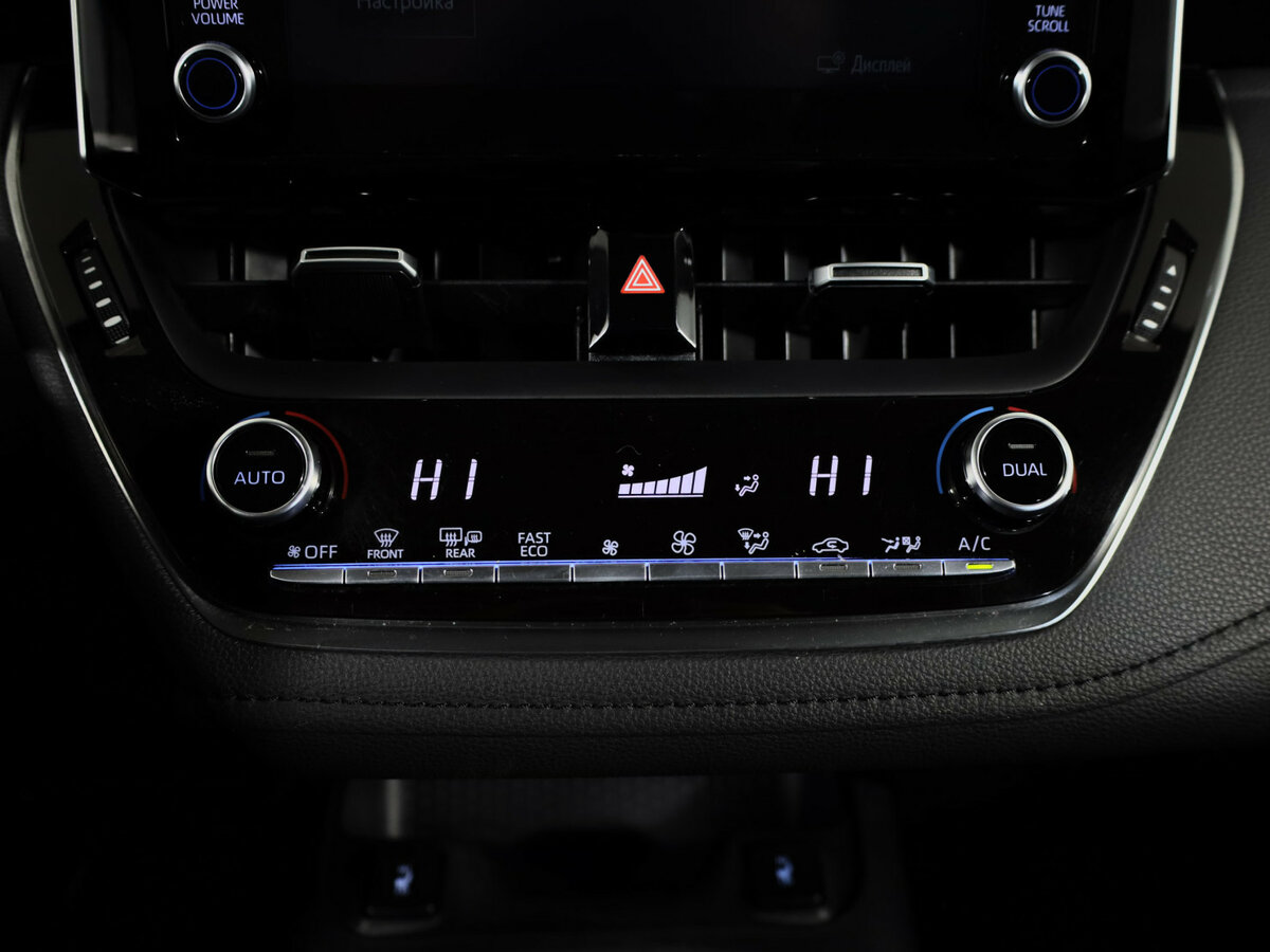 Toyota Corolla с пробегом — 2019 год. Фото: #17