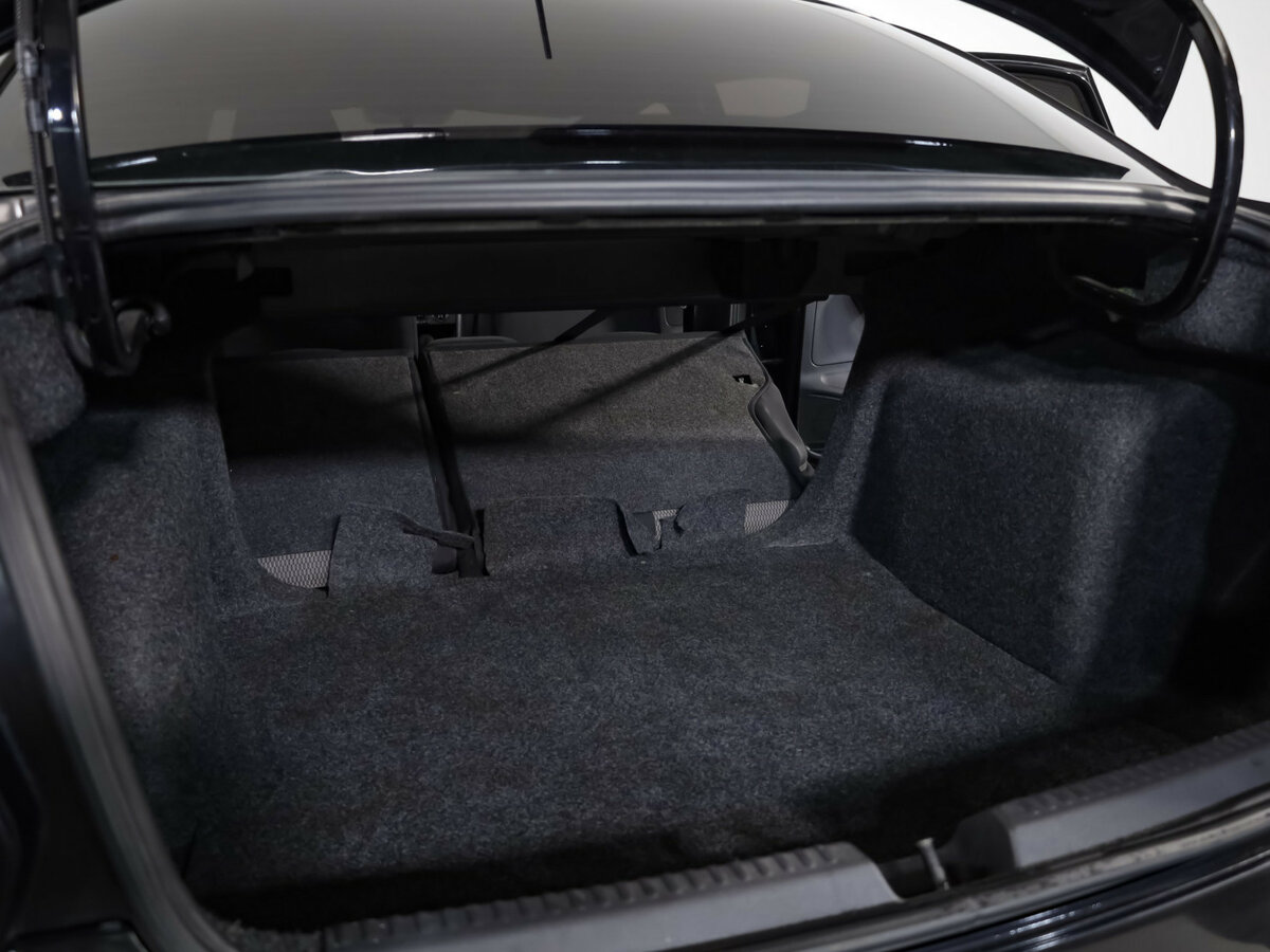 Volkswagen Polo с пробегом — 2013 год. Фото: #20