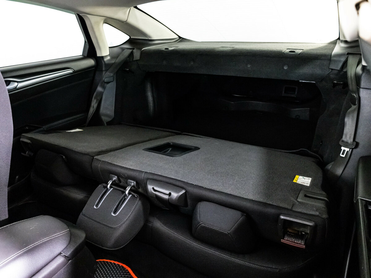 Ford Mondeo с пробегом — 2016 год. Фото: #17