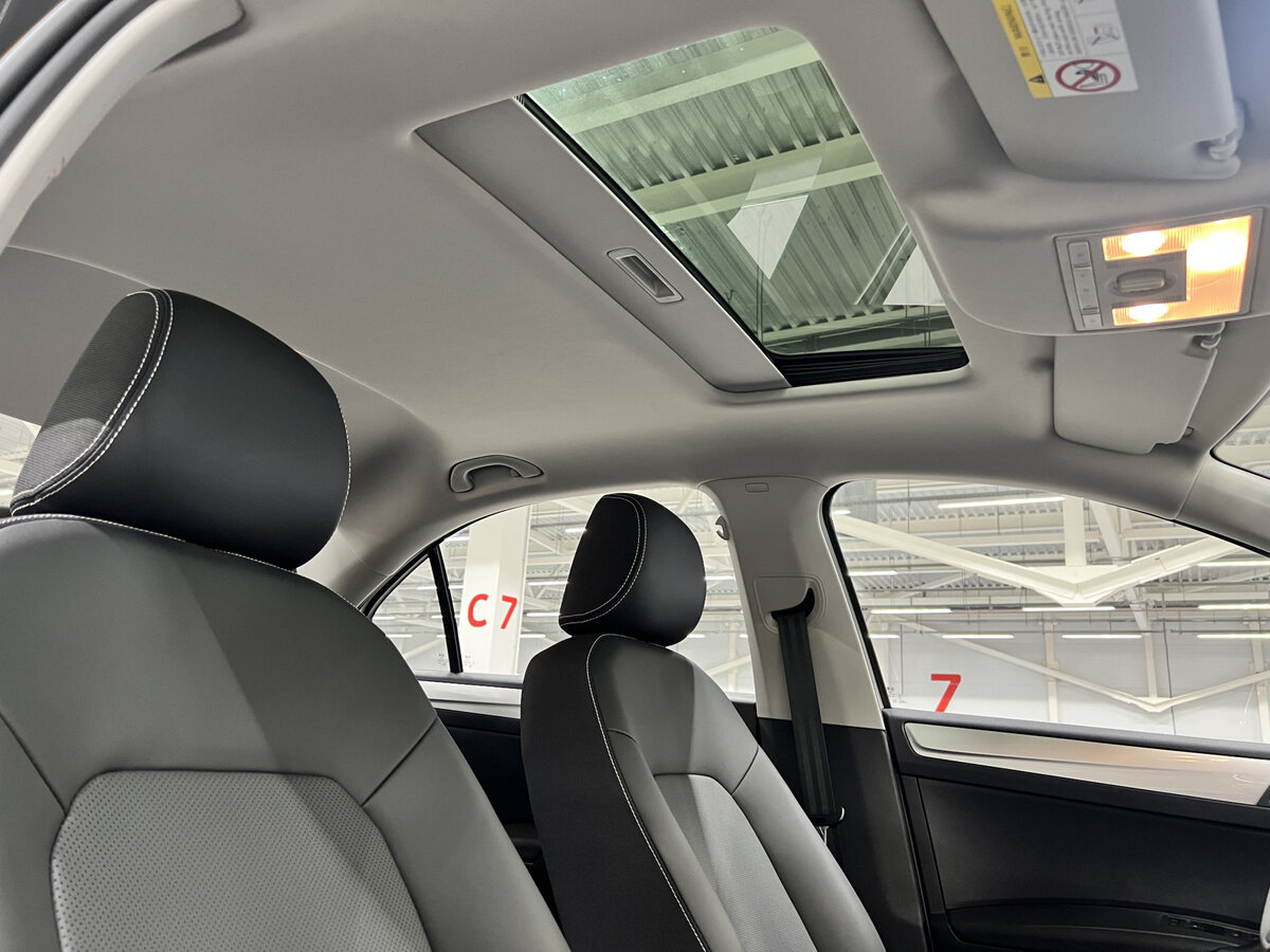 Skoda Rapid с пробегом — 2023 год. Фото: #20