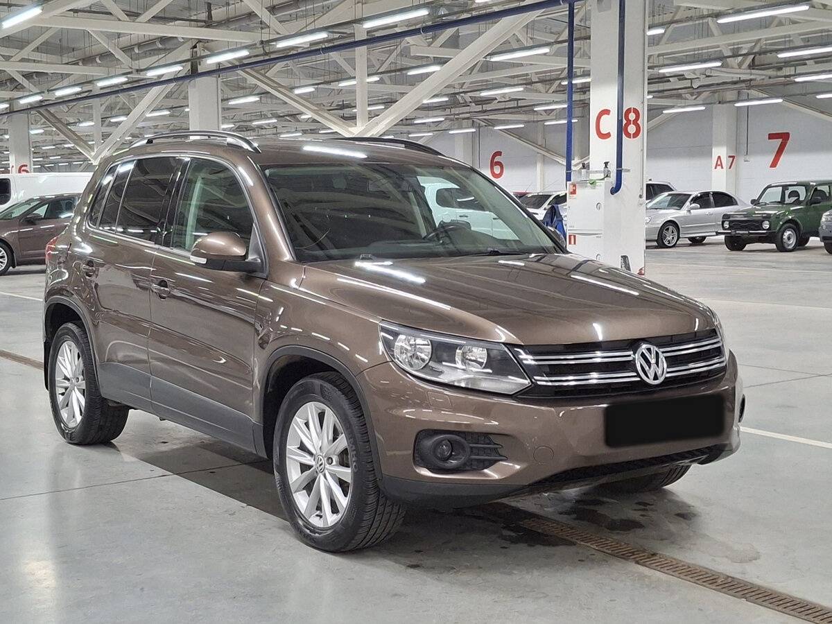 Volkswagen Tiguan с пробегом — 2015 год. Фото: #2