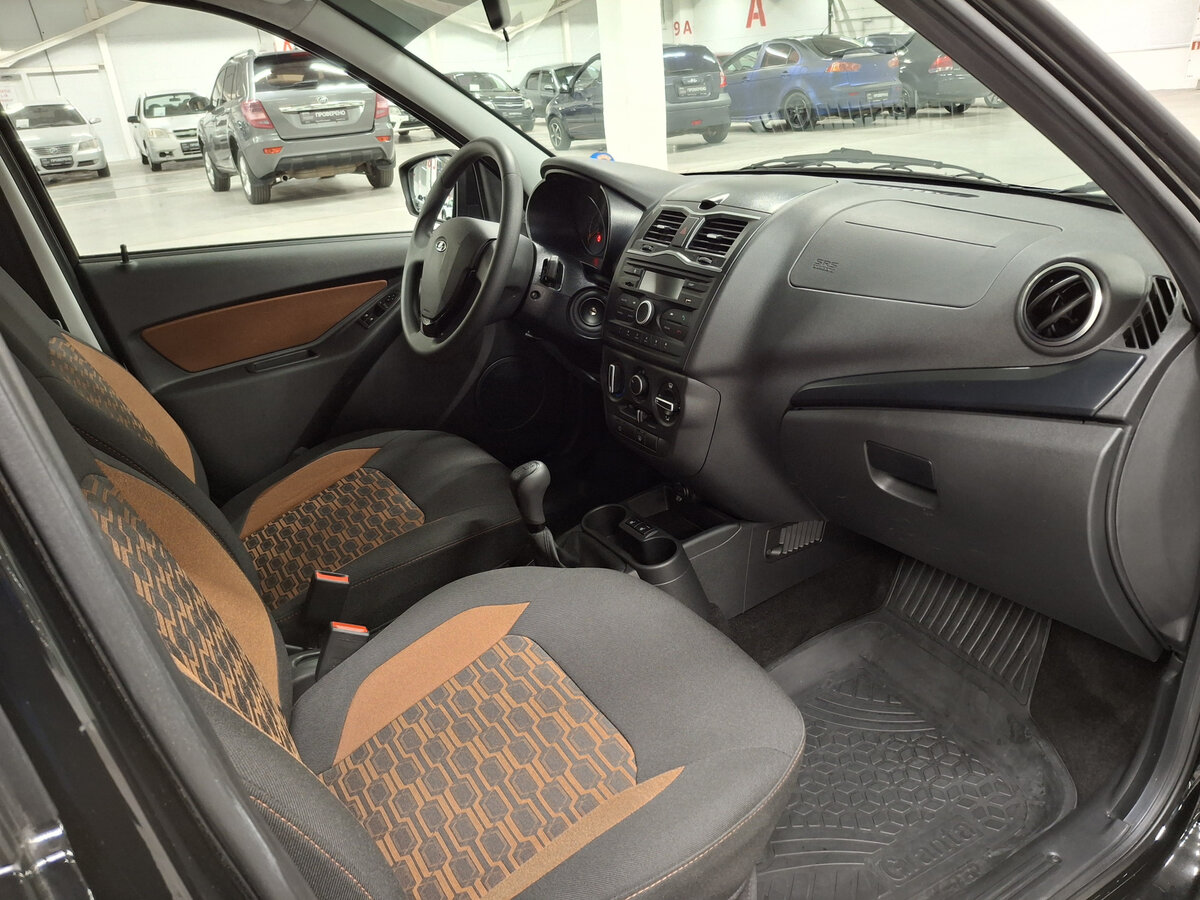 Lada (ВАЗ) Granta с пробегом — 2023 год. Фото: #10