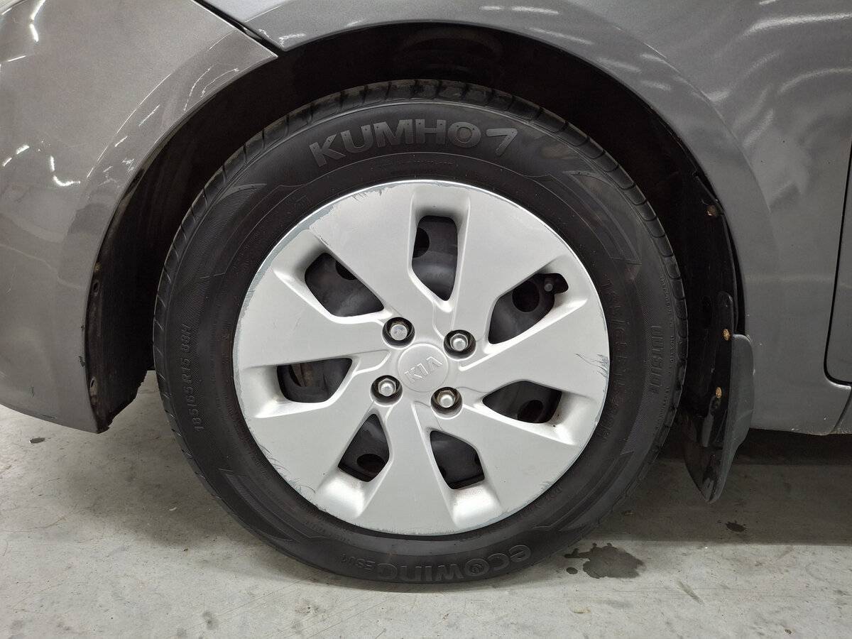 Kia Rio с пробегом — 2015 год. Фото: #17