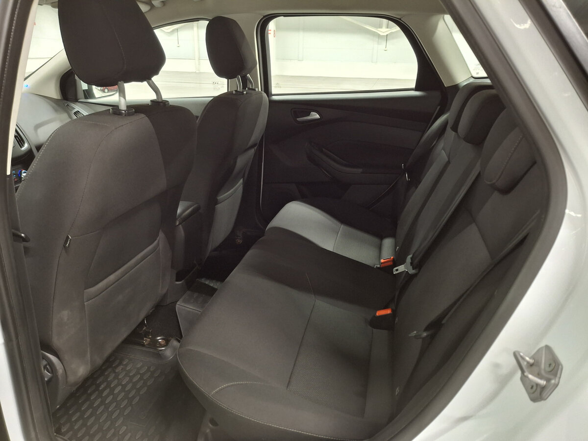 Ford Focus с пробегом — 2017 год. Фото: #11