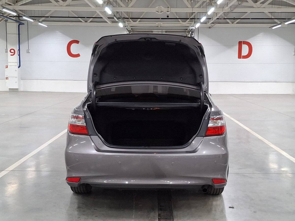 Toyota Camry с пробегом — 2016 год. Фото: #8