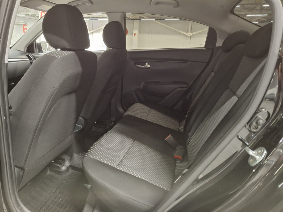 Kia Rio с пробегом — 2019 год. Фото: #11