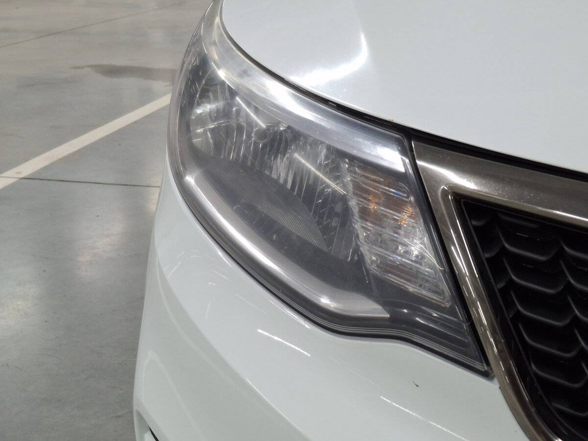 Kia Rio с пробегом — 2015 год. Фото: #15