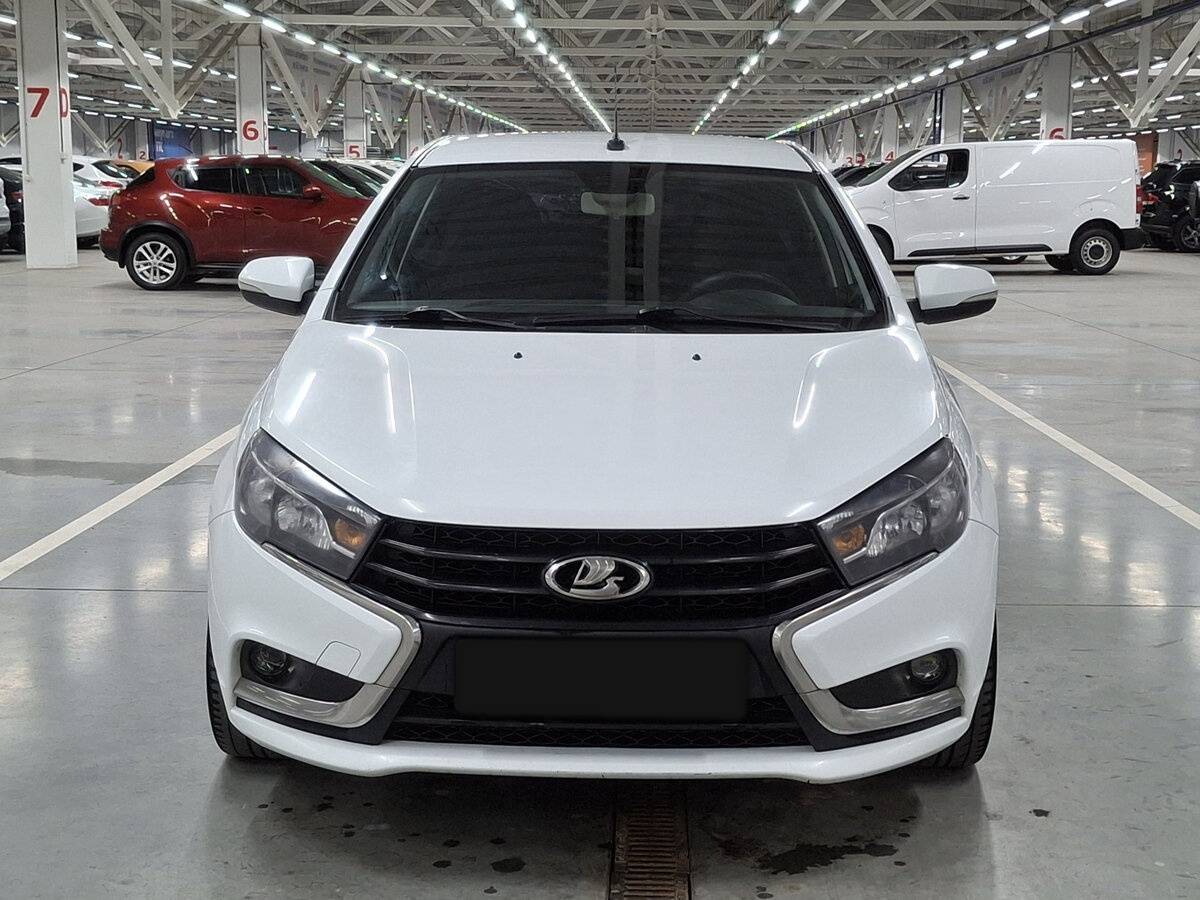 Lada (ВАЗ) Vesta с пробегом — 2017 год. Фото: #1