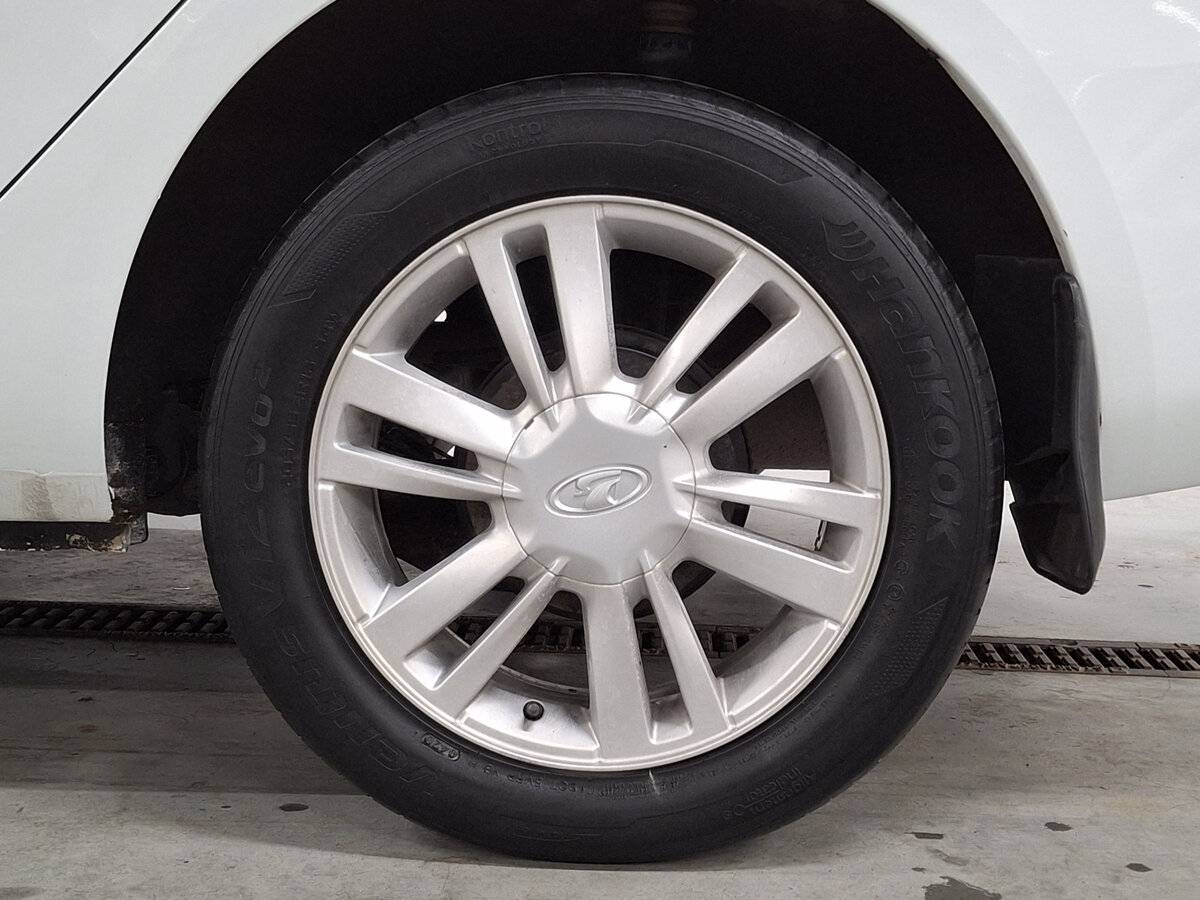 Lada (ВАЗ) Vesta с пробегом — 2017 год. Фото: #17