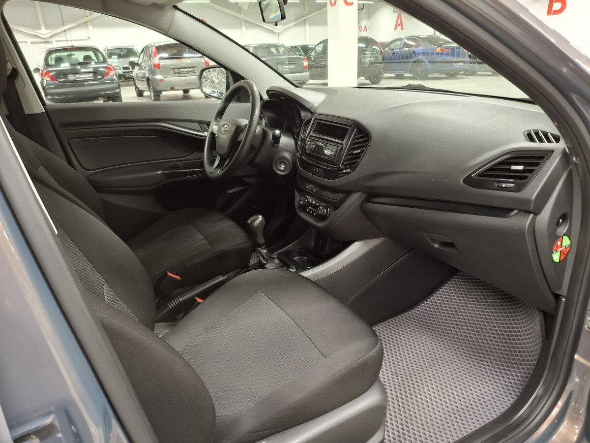 Lada (ВАЗ) Vesta с пробегом — 2019 год. Фото: #10