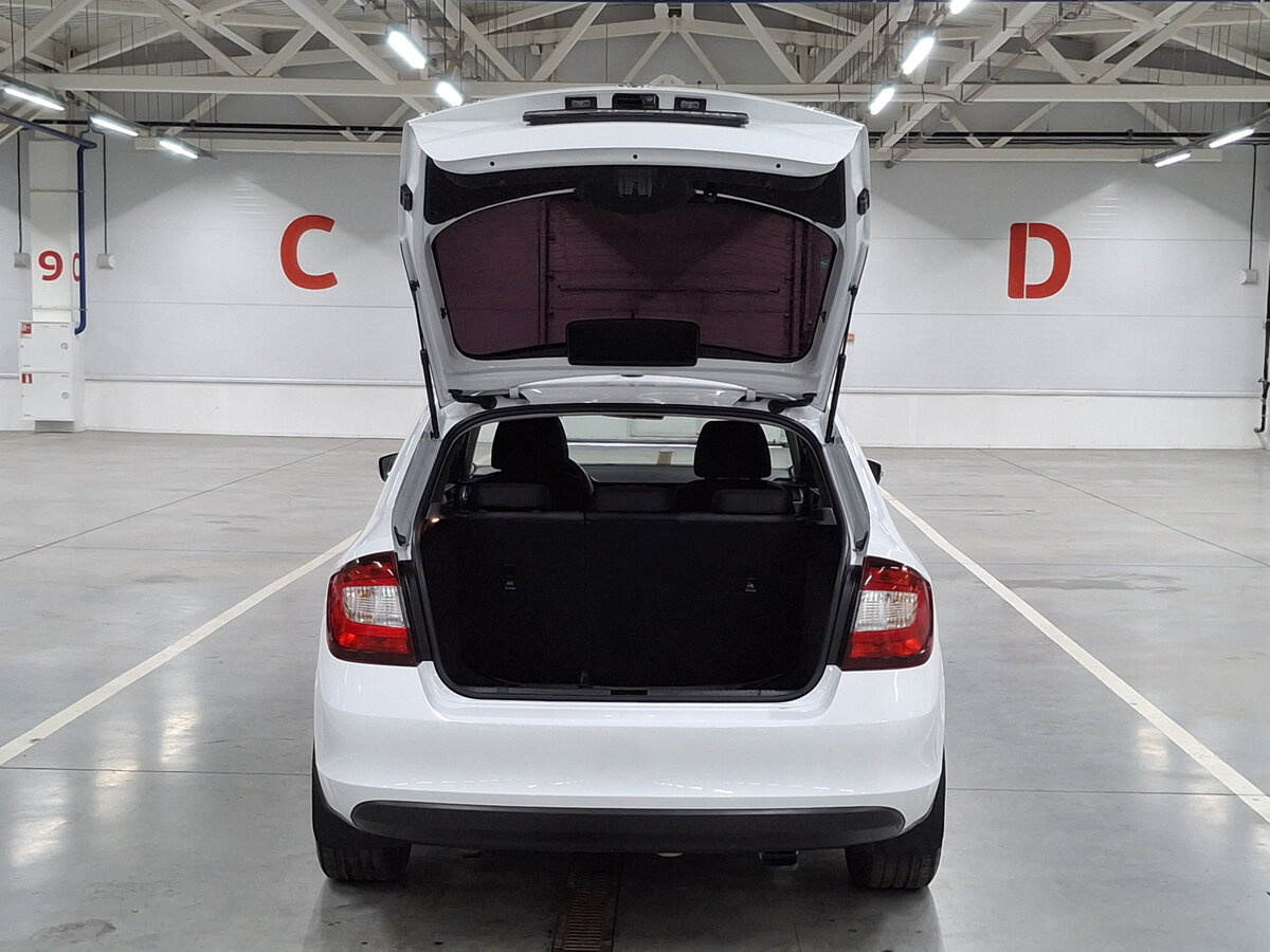 Skoda Rapid с пробегом — 2019 год. Фото: #9