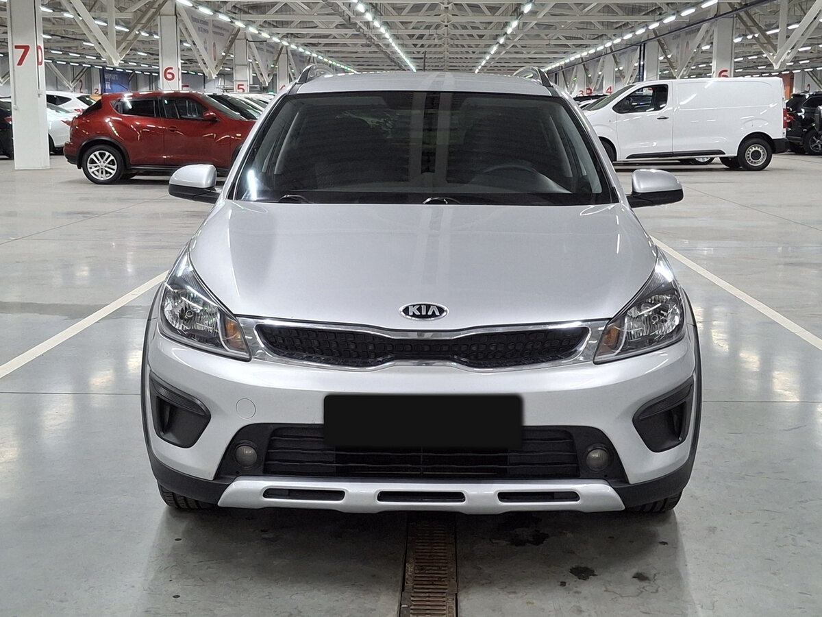 Kia Rio с пробегом — 2020 год. Фото: #1