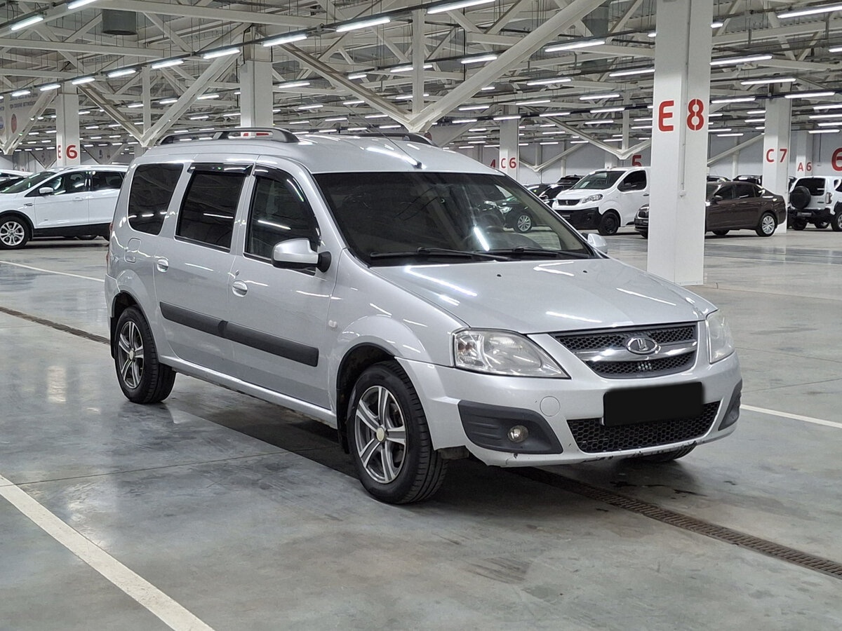 Lada (ВАЗ) Largus с пробегом — 2013 год. Фото: #2