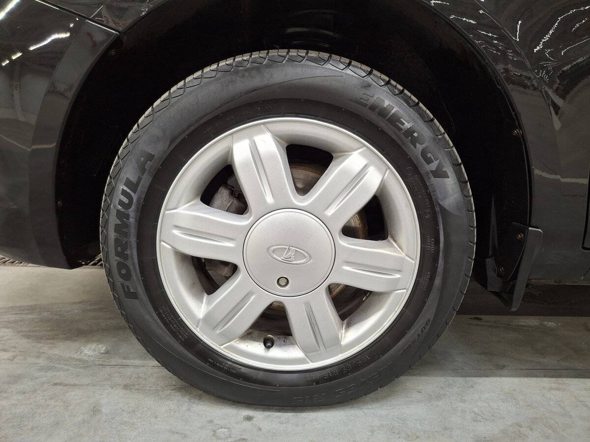 Lada (ВАЗ) Vesta с пробегом — 2018 год. Фото: #17