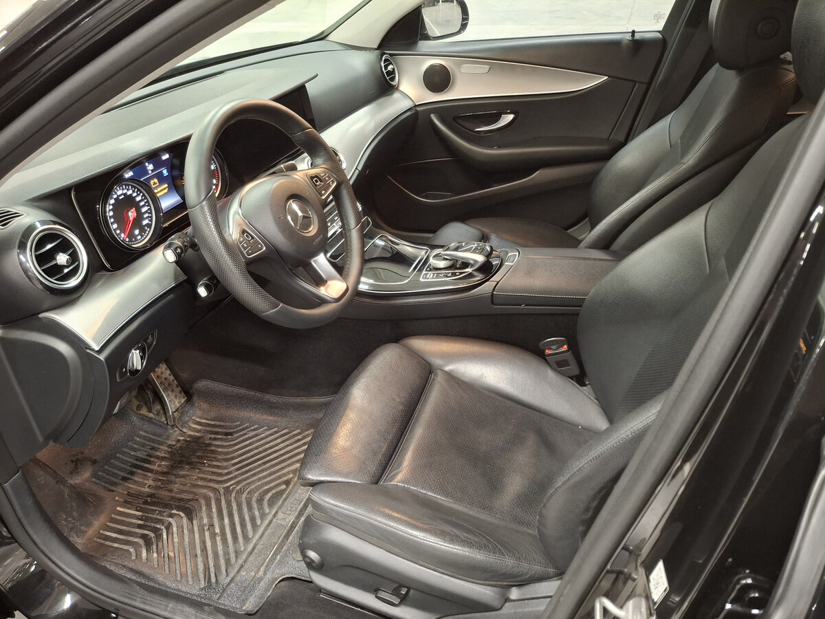 Mercedes-Benz E-Класс с пробегом — 2018 год. Фото: #14