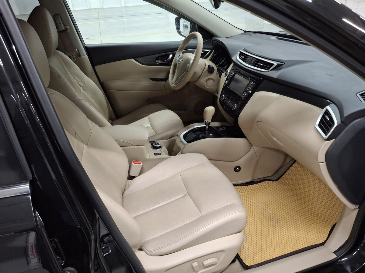 Nissan X-Trail с пробегом — 2015 год. Фото: #10