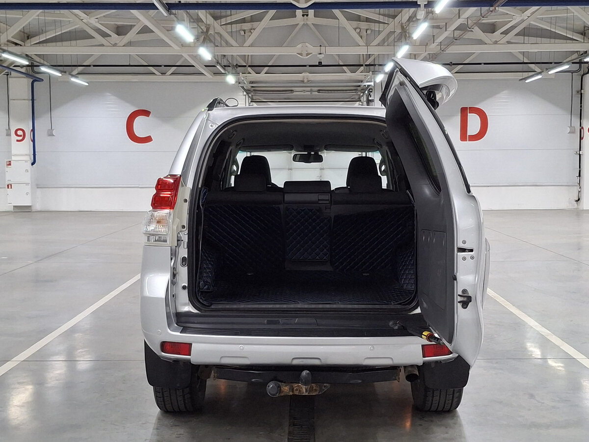 Toyota Land Cruiser Prado с пробегом — 2012 год. Фото: #9