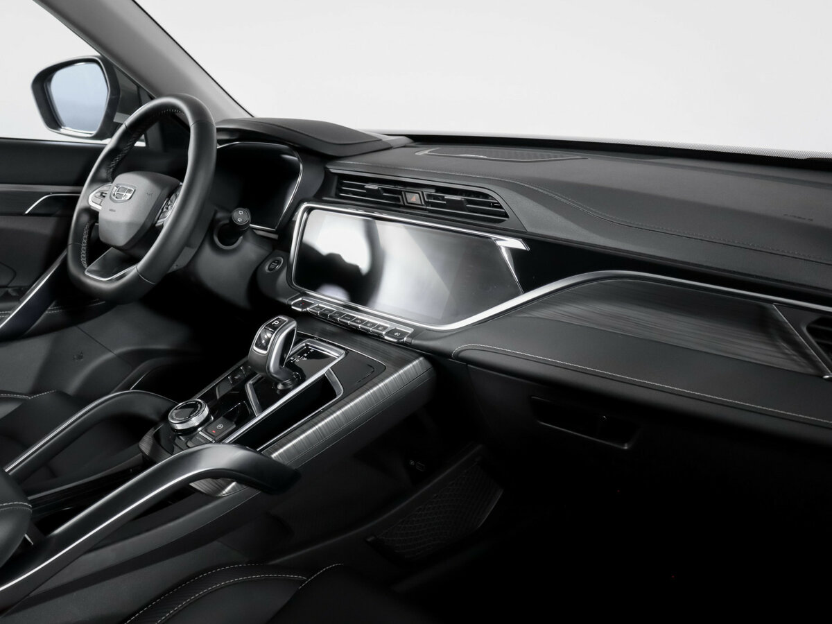 Geely Atlas Pro с пробегом — 2023 год. Фото: #8