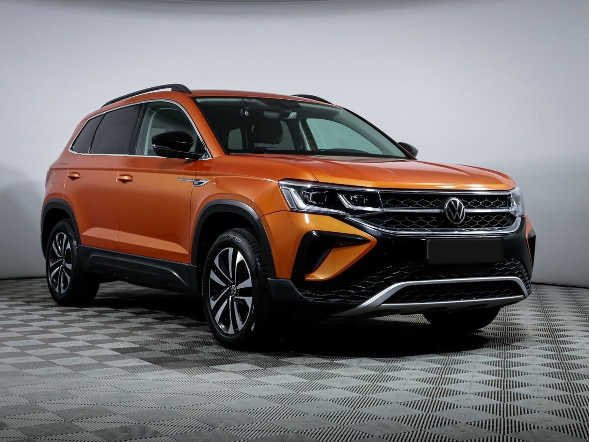 Volkswagen Taos с пробегом — 2021 год. Фото: #2