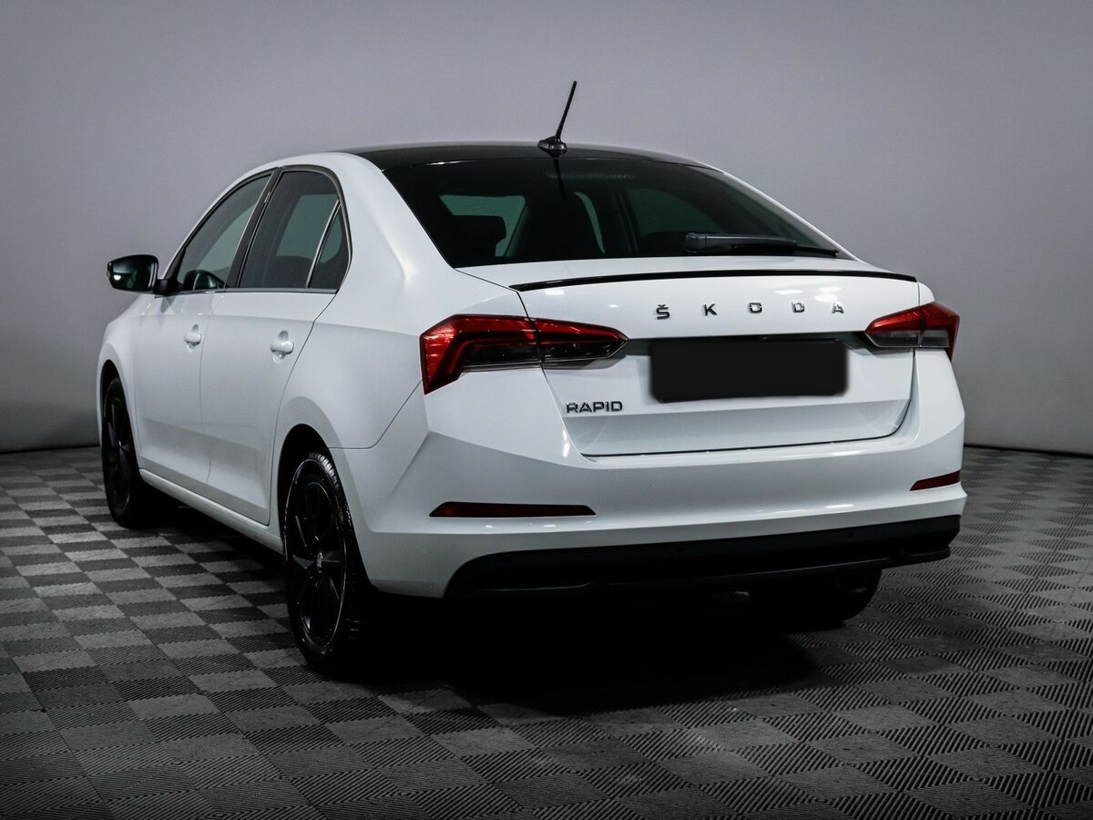 Skoda Rapid с пробегом — 2021 год. Фото: #5