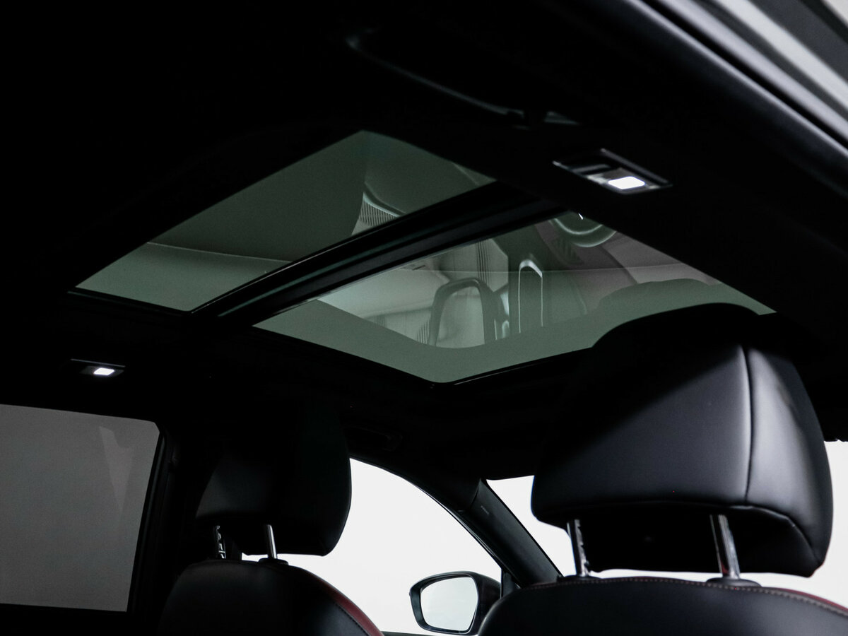 Geely Coolray с пробегом — 2023 год. Фото: #14