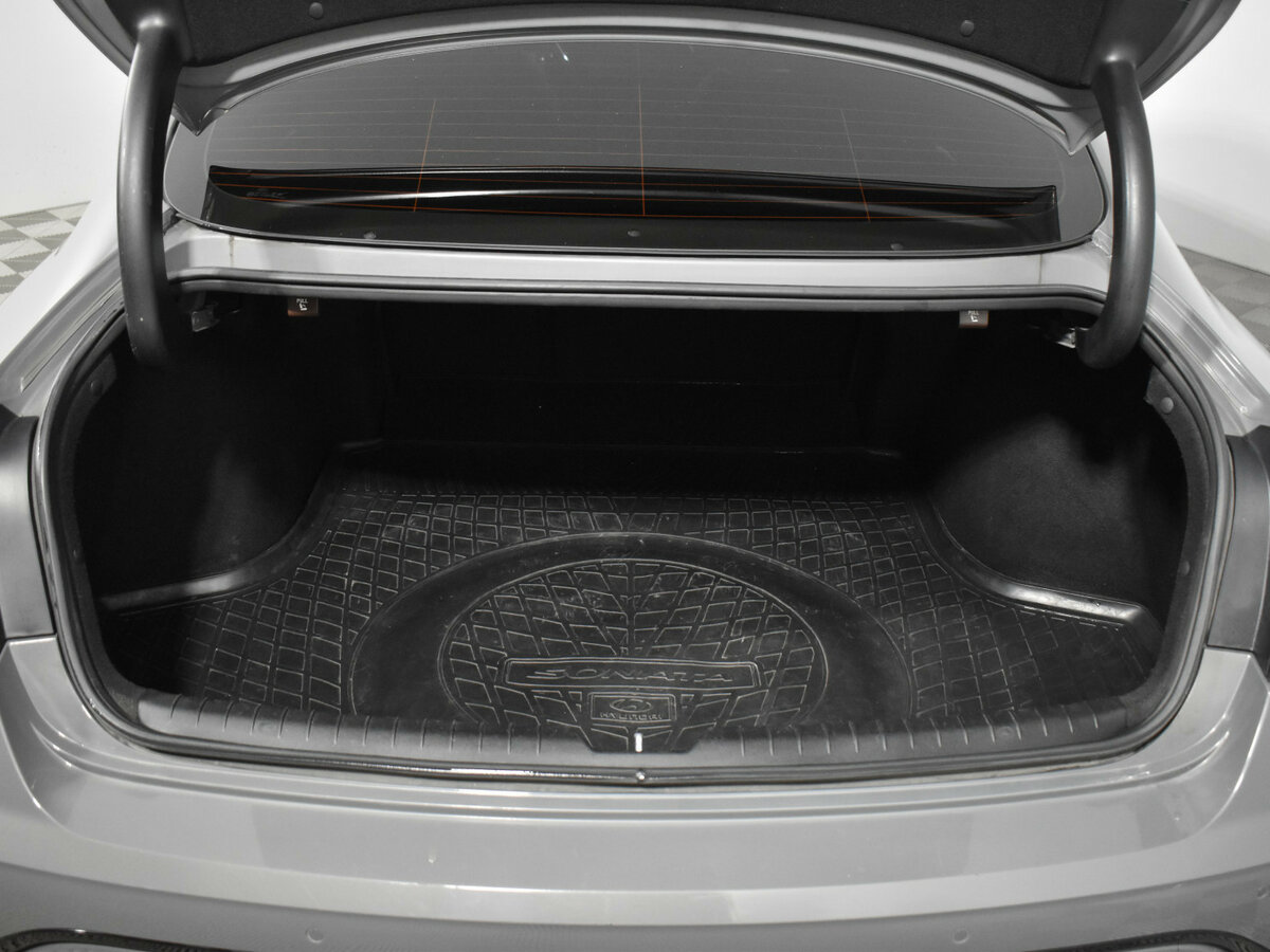 Hyundai Sonata с пробегом — 2020 год. Фото: #13