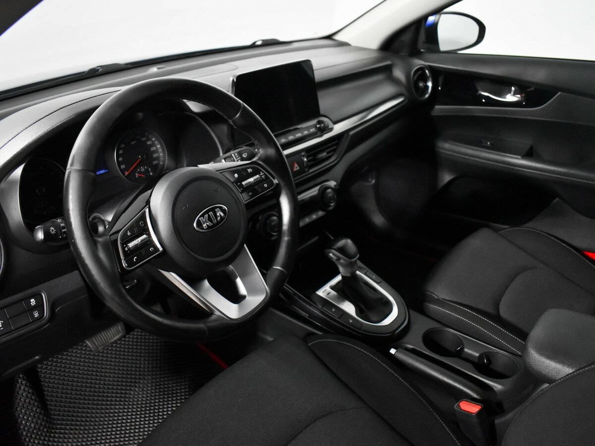 Kia Cerato с пробегом — 2021 год. Фото: #6