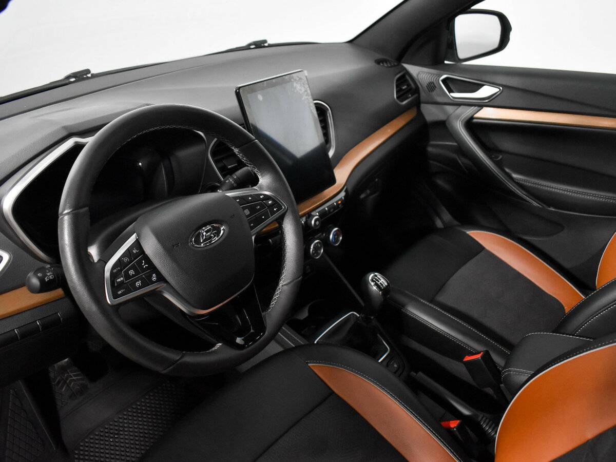 Lada (ВАЗ) Vesta с пробегом — 2023 год. Фото: #8