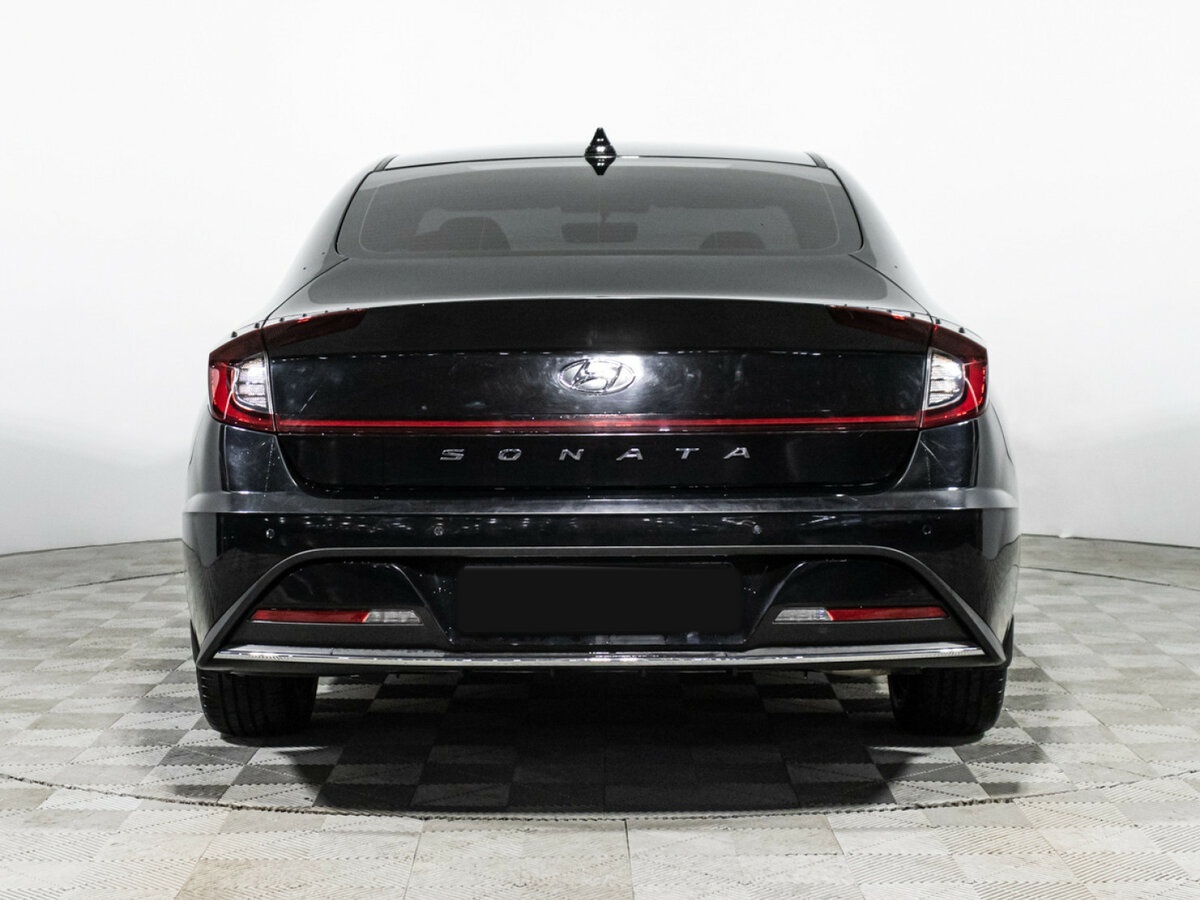Hyundai Sonata с пробегом — 2021 год. Фото: #5