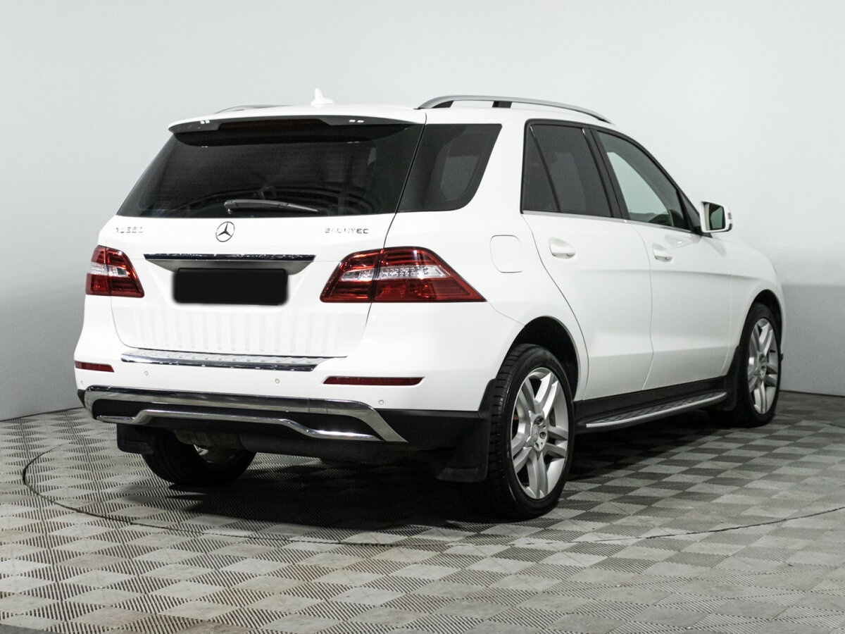 Mercedes-Benz M-Класс с пробегом — 2014 год. Фото: #3