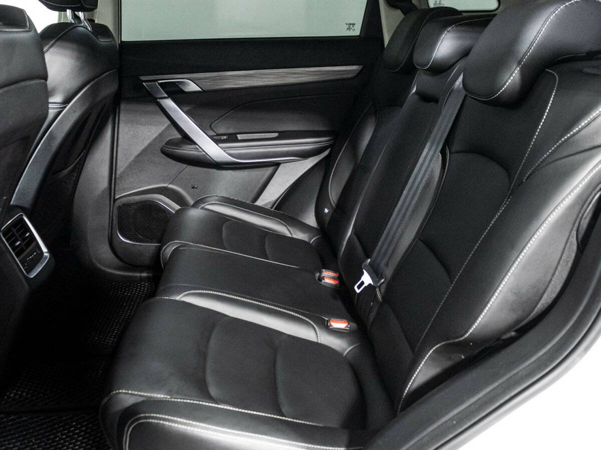 Geely Atlas Pro с пробегом — 2023 год. Фото: #9