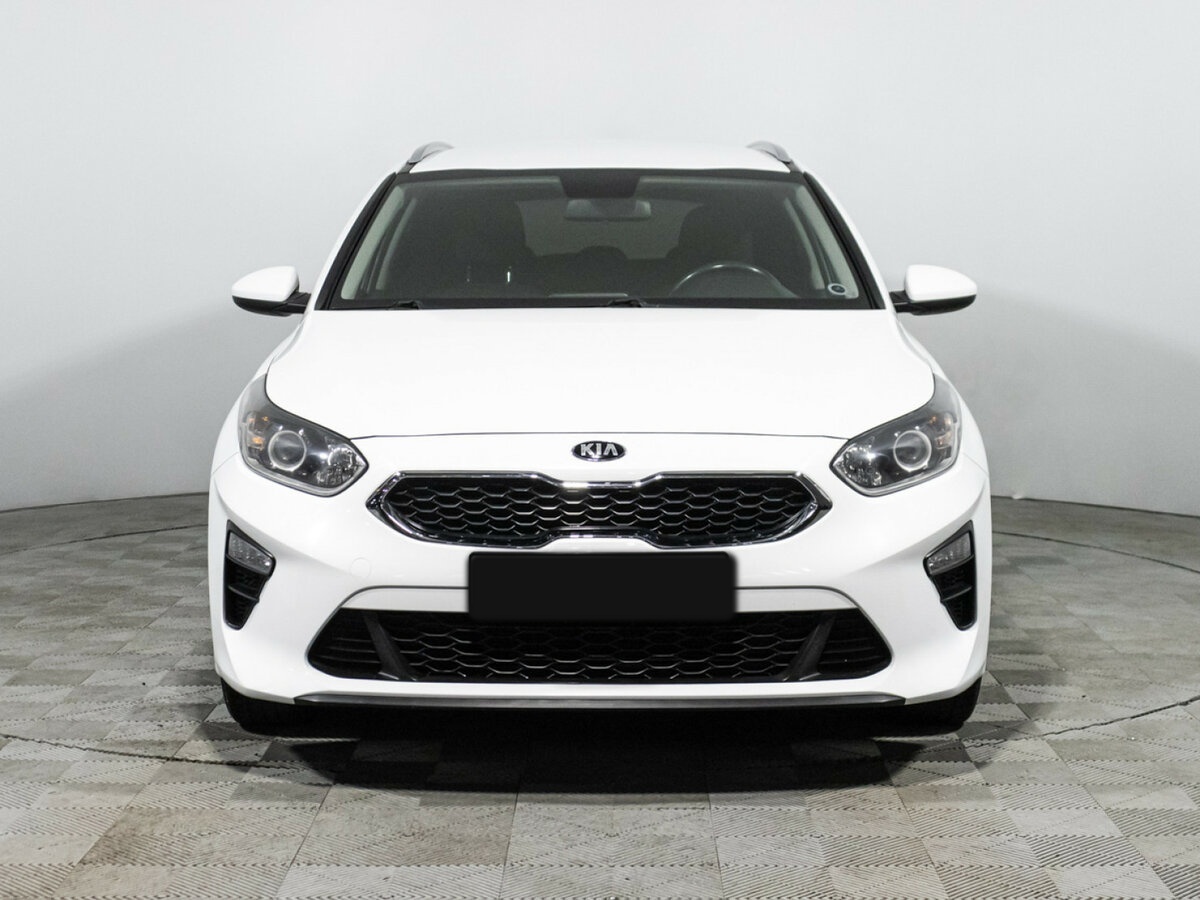 Kia Ceed с пробегом — 2019 год. Фото: #1