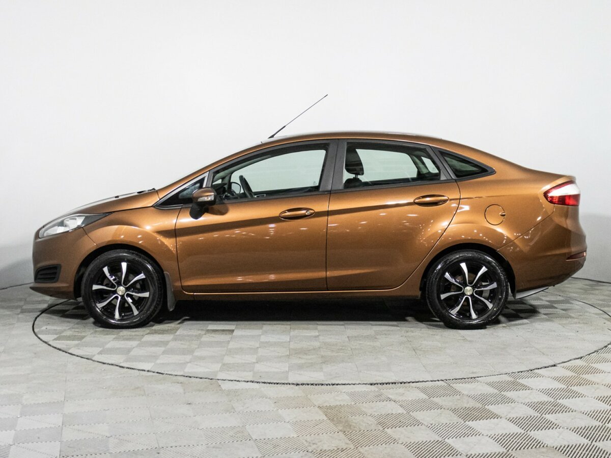 Ford Fiesta с пробегом — 2016 год. Фото: #7
