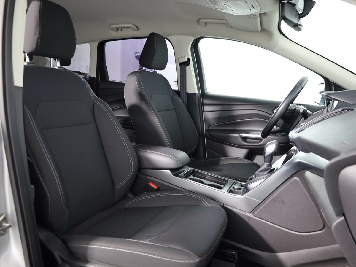 Ford Kuga с пробегом — 2018 год. Фото: #12