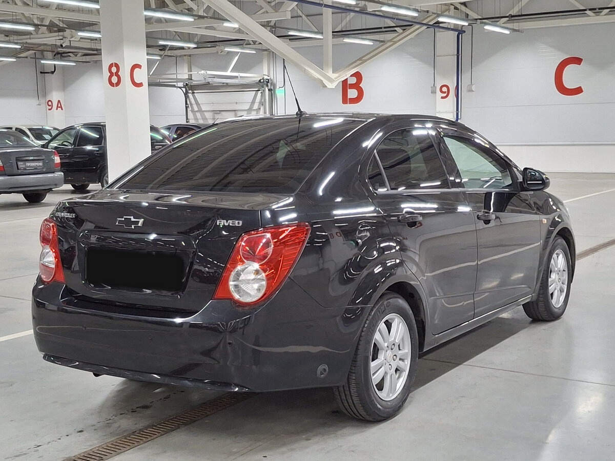 Chevrolet Aveo с пробегом — 2012 год. Фото: #4