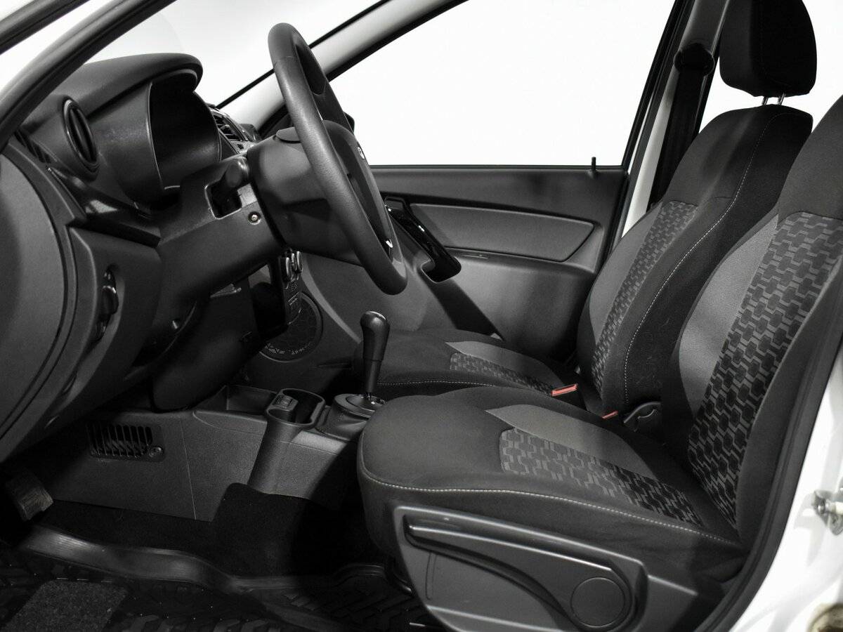 Lada (ВАЗ) Granta с пробегом — 2019 год. Фото: #9