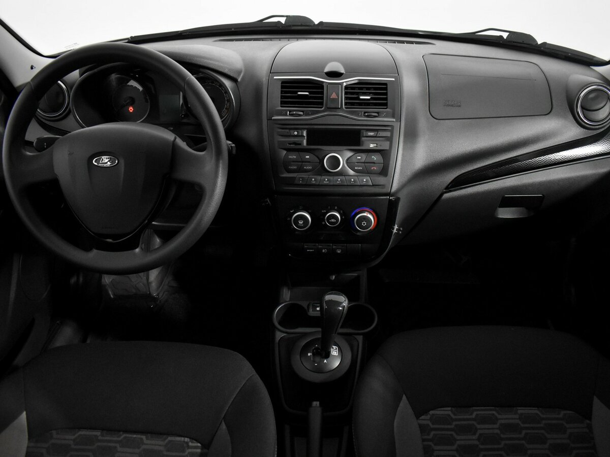 Lada (ВАЗ) Granta с пробегом — 2019 год. Фото: #12